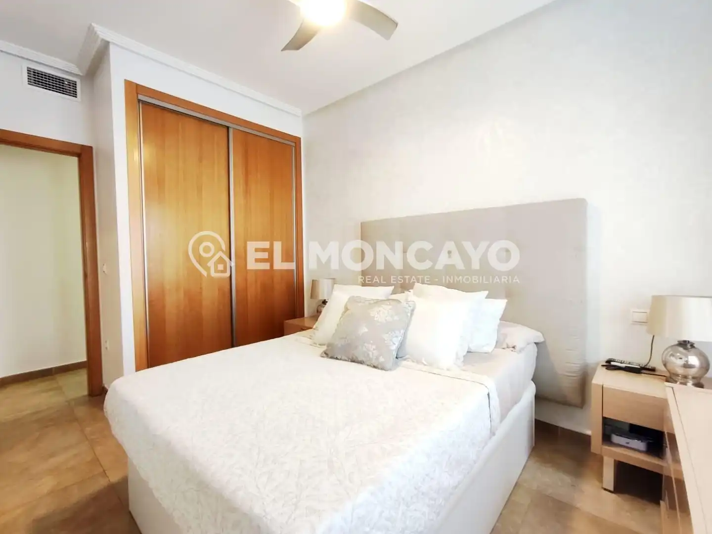 Habitación de Apartamento en venta en Almoradí con Aire acondicionado, Calefacción y Terraza