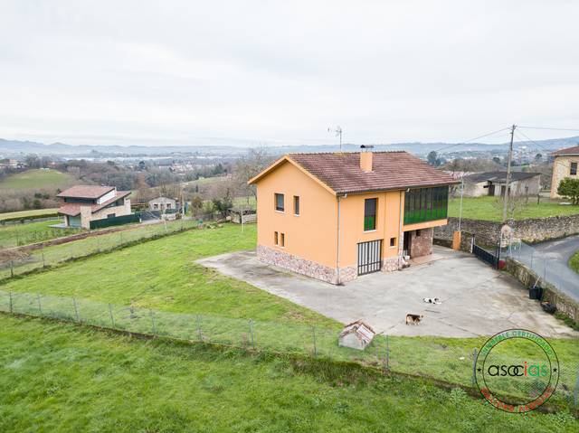 Casa-chalet en Venta en Limanes - LG ROCES-LIMANES, 37 en Parroquias Sur - La Manjoya
