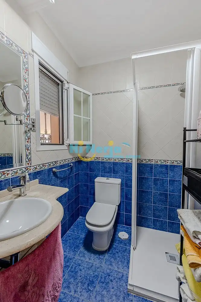 Casa amb piscina en venda a Torre del Mar, imagen 8