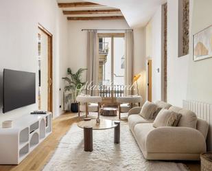 Living room of Flat to rent in  Barcelona Capital  with Air Conditioner, Terrace and Swimming Pool