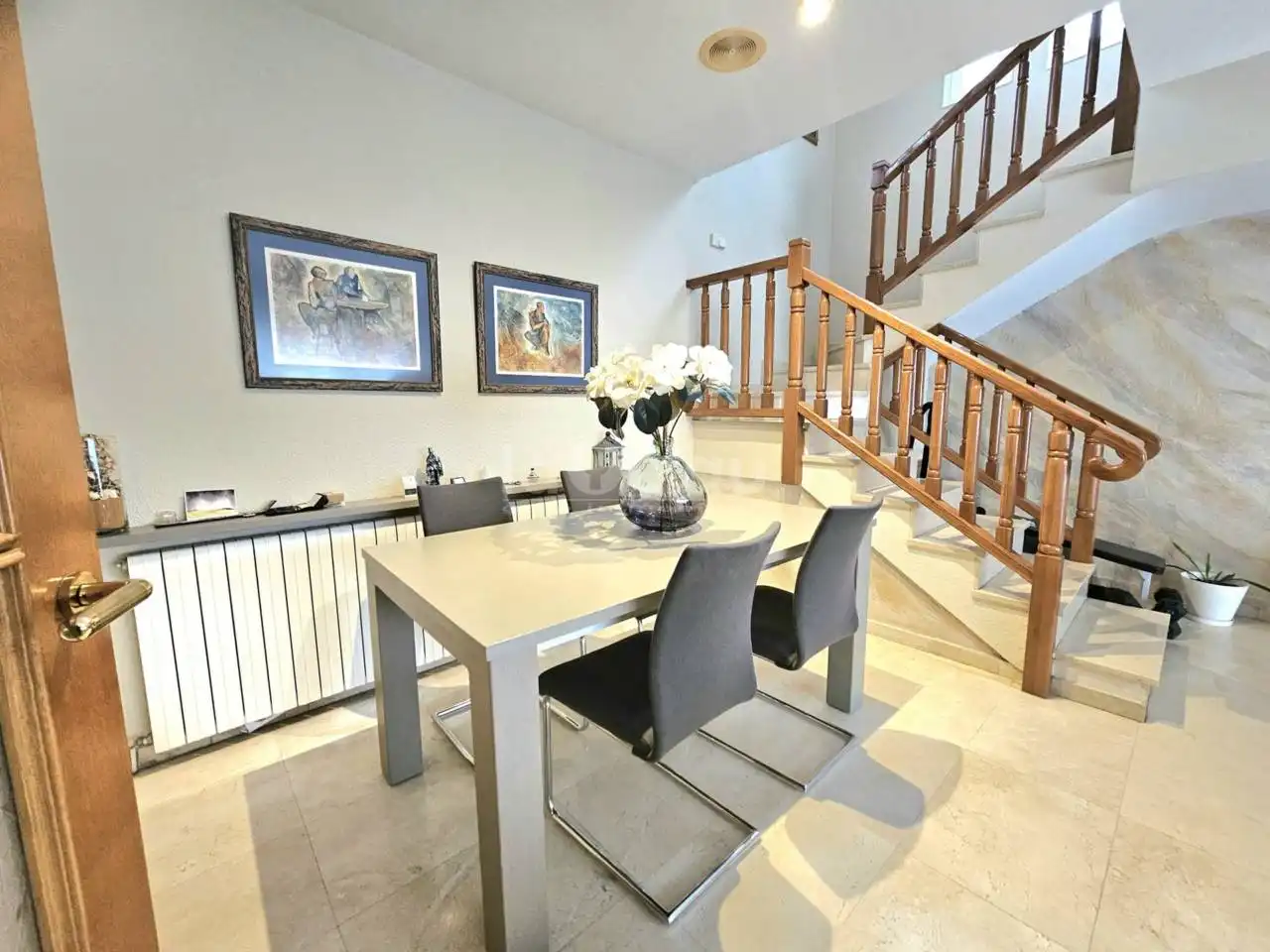 Comedor de Casa adosada en venta en Vic con Calefacción y Terraza