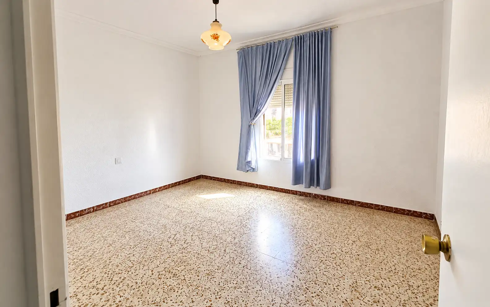 Sala d'estar de Casa o xalet en venda en Chapín - Campus Universitario - Navinco