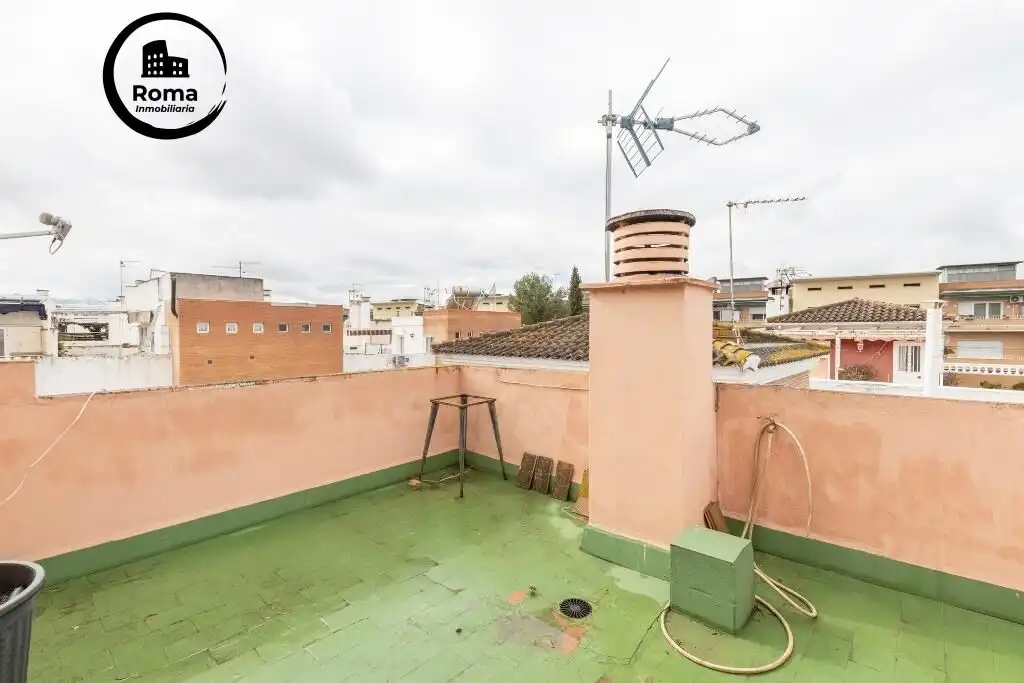 Detached homes for sale in Calle Calle Juan Vázquez, 5, Joaquina Eguaras