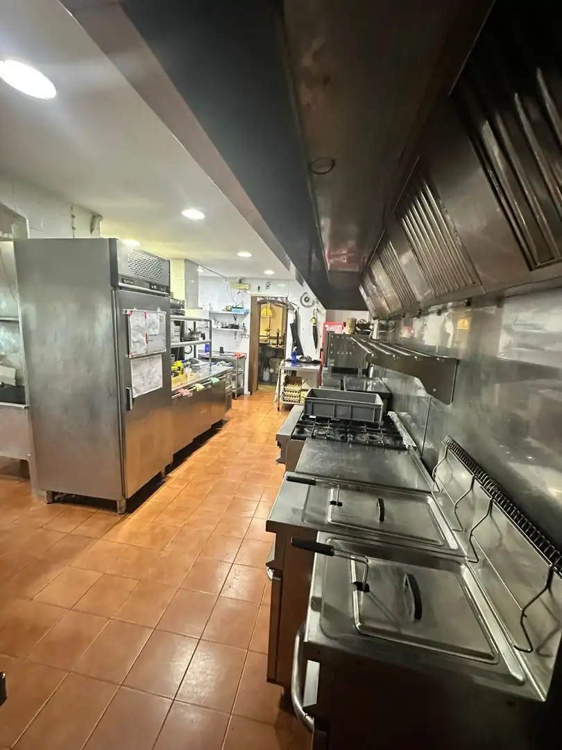 Local comercial en alquiler en Paseo de Pérez Báyer, imagen 5