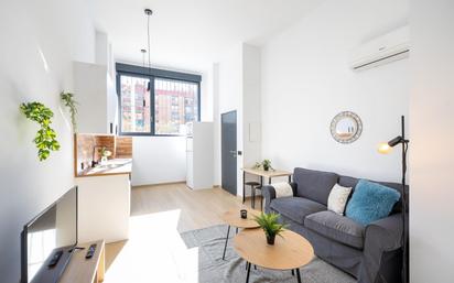 Living room of Flat for sale in  Granada Capital  with Air Conditioner and Heating