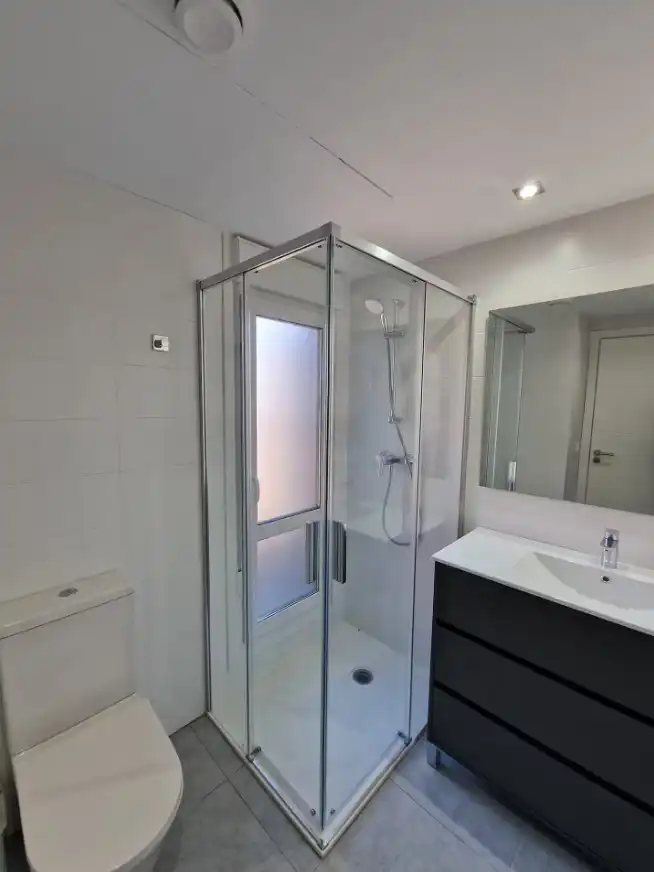 Bathroom of Flat for rent in Urduliz  with Heating, Terrace and Storage room