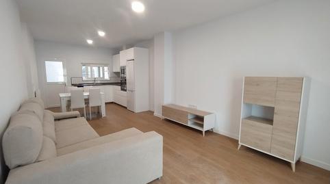 Foto 2 de Piso en venta en Avenida Besaya, Covadonga - Campuzano - Ciudad Vergel, Torrelavega