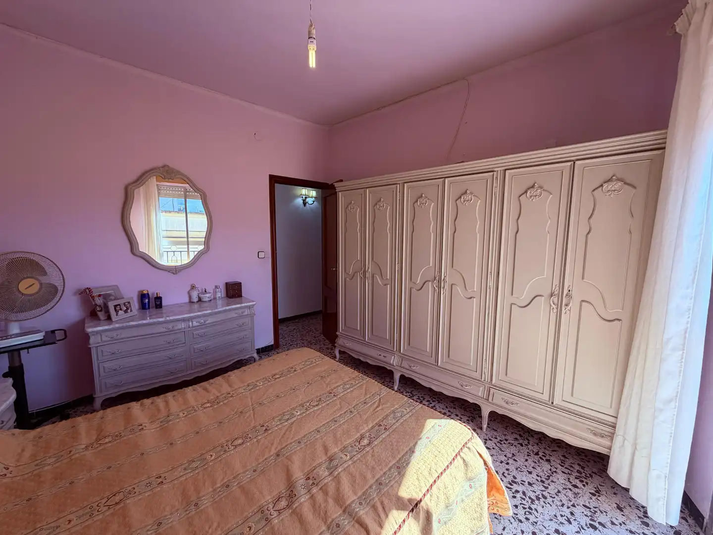 Habitación de Casa o chalet en venta en Bollullos de la Mitación con Terraza, Trastero y Balcón