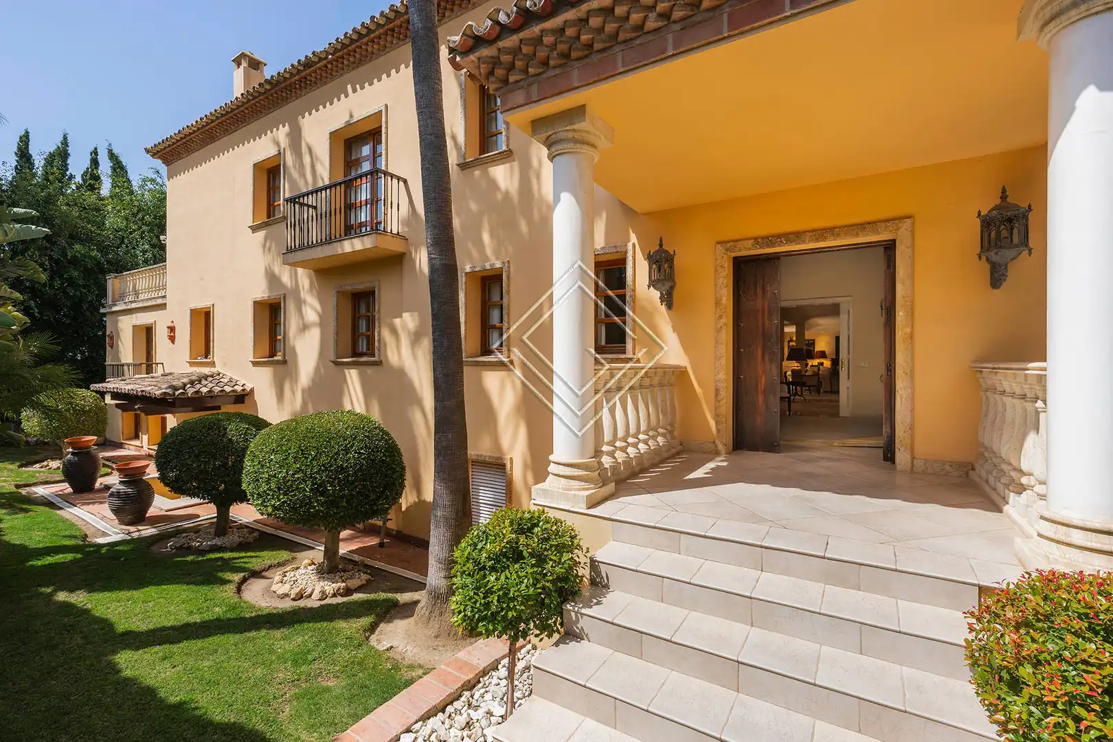 Chalet con piscina en venta en Nueva Andalucía, imagen 6
