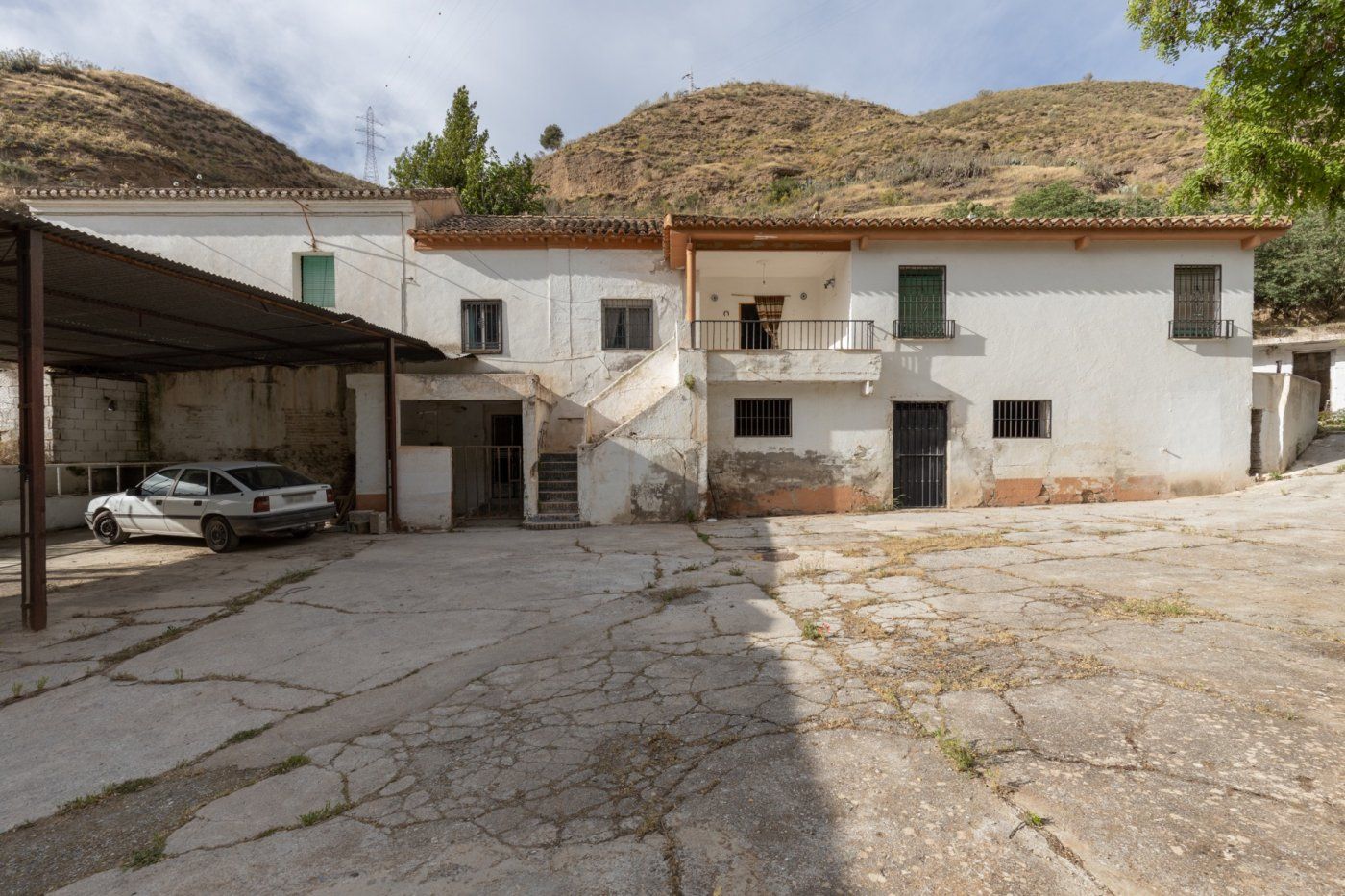 Exterior view of House or chalet for sale in  Granada Capital  with Terrace