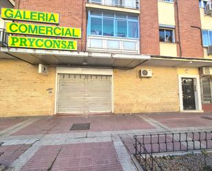 Vista exterior de Local en venda en Parla