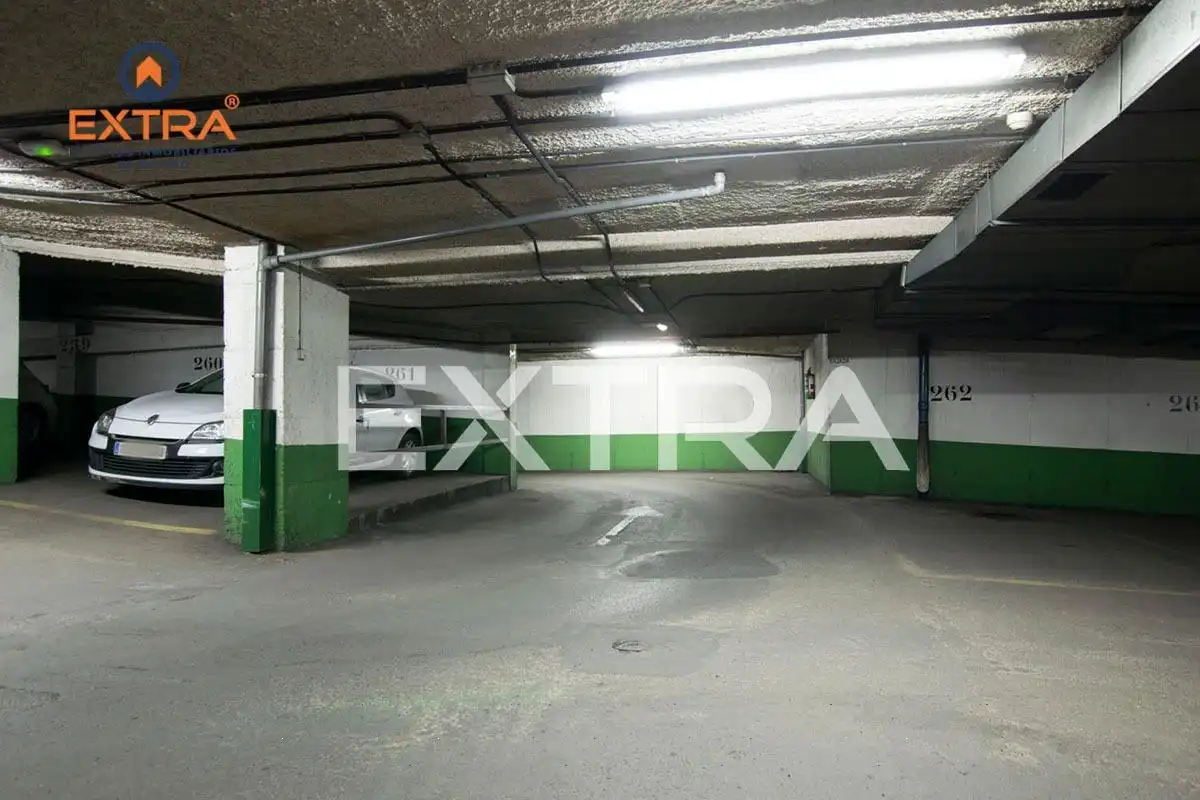Parking de Garaje en venta en Madrid