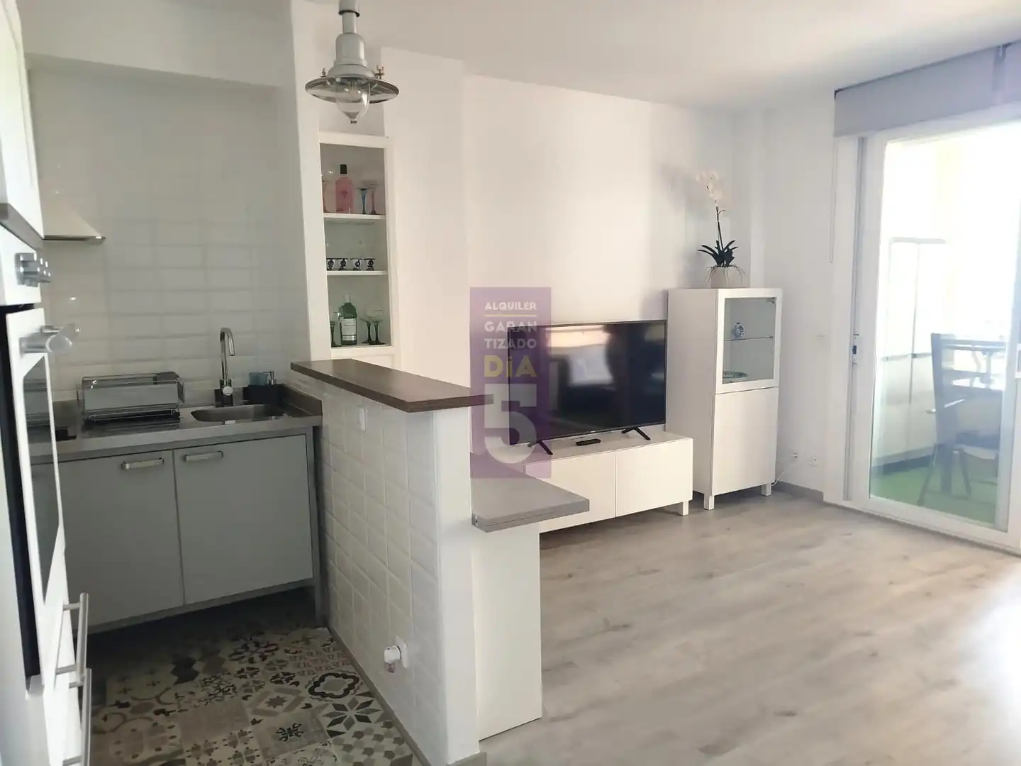 Sala de estar de Piso de alquiler en Cunit con Aire acondicionado, Parquet y Terraza