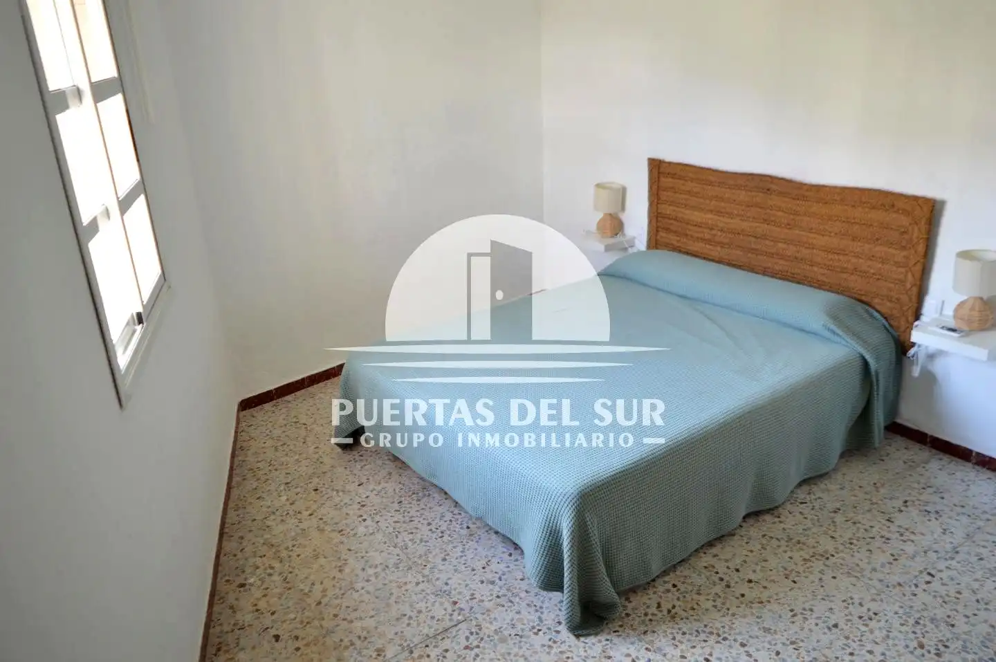 Vista exterior de Planta baja en venta en Rota con Trastero