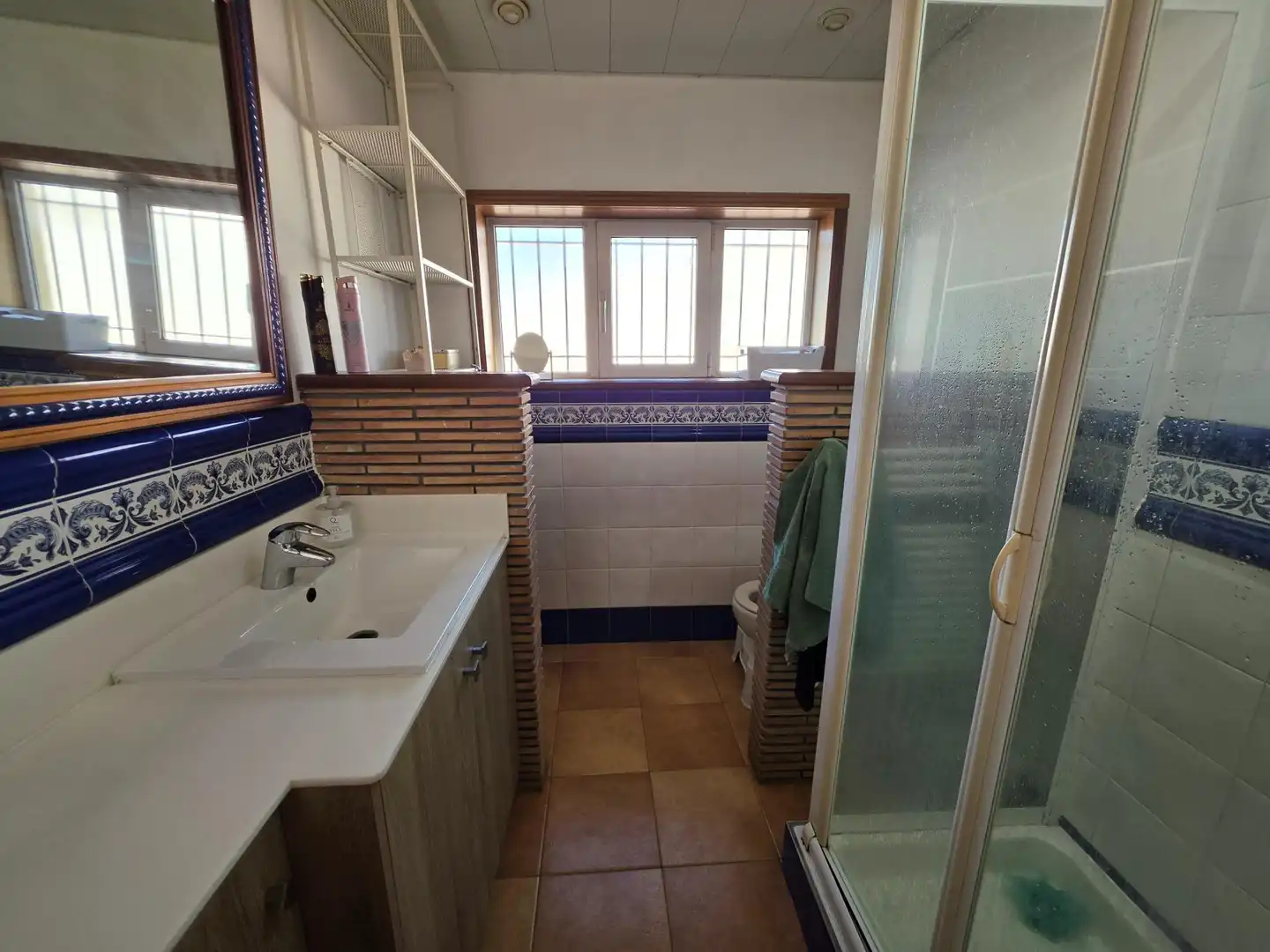Baño de Casa adosada en venta en Sant Pere de Ribes con Aire acondicionado, Calefacción y Piscina