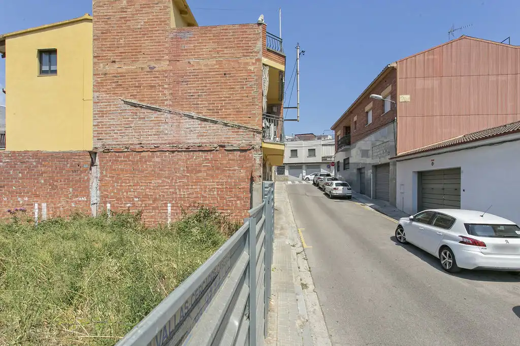 Exterior view of Land for sale in Mollet del Vallès