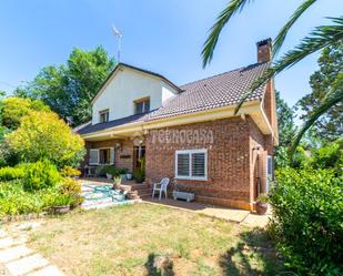 Exterior view of House or chalet for sale in Algete  with Heating, Private garden and Terrace