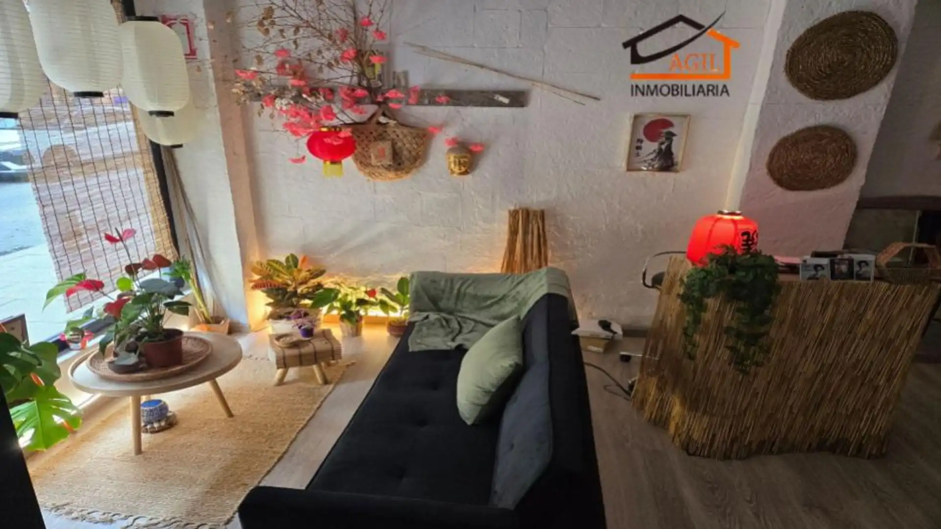 Sala de estar de Local en traspaso en Leganés con Aire acondicionado, Calefacción y Amueblado