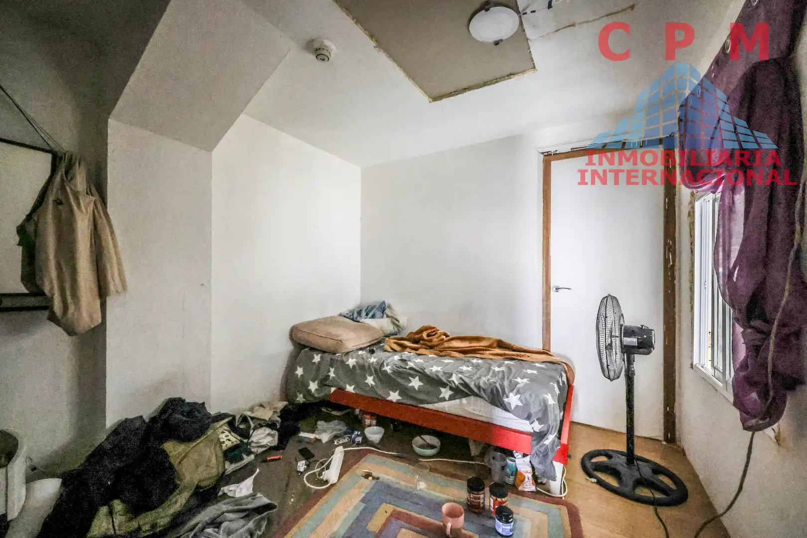 Schlafzimmer von Fabrikhallen zum Verkauf in Arganda del Rey mit Heizung und Alarm