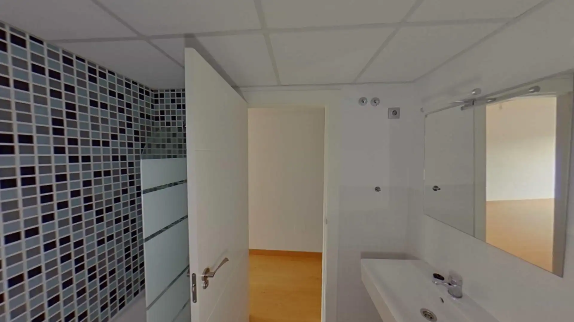 Bathroom of Flat for sale in Murcia