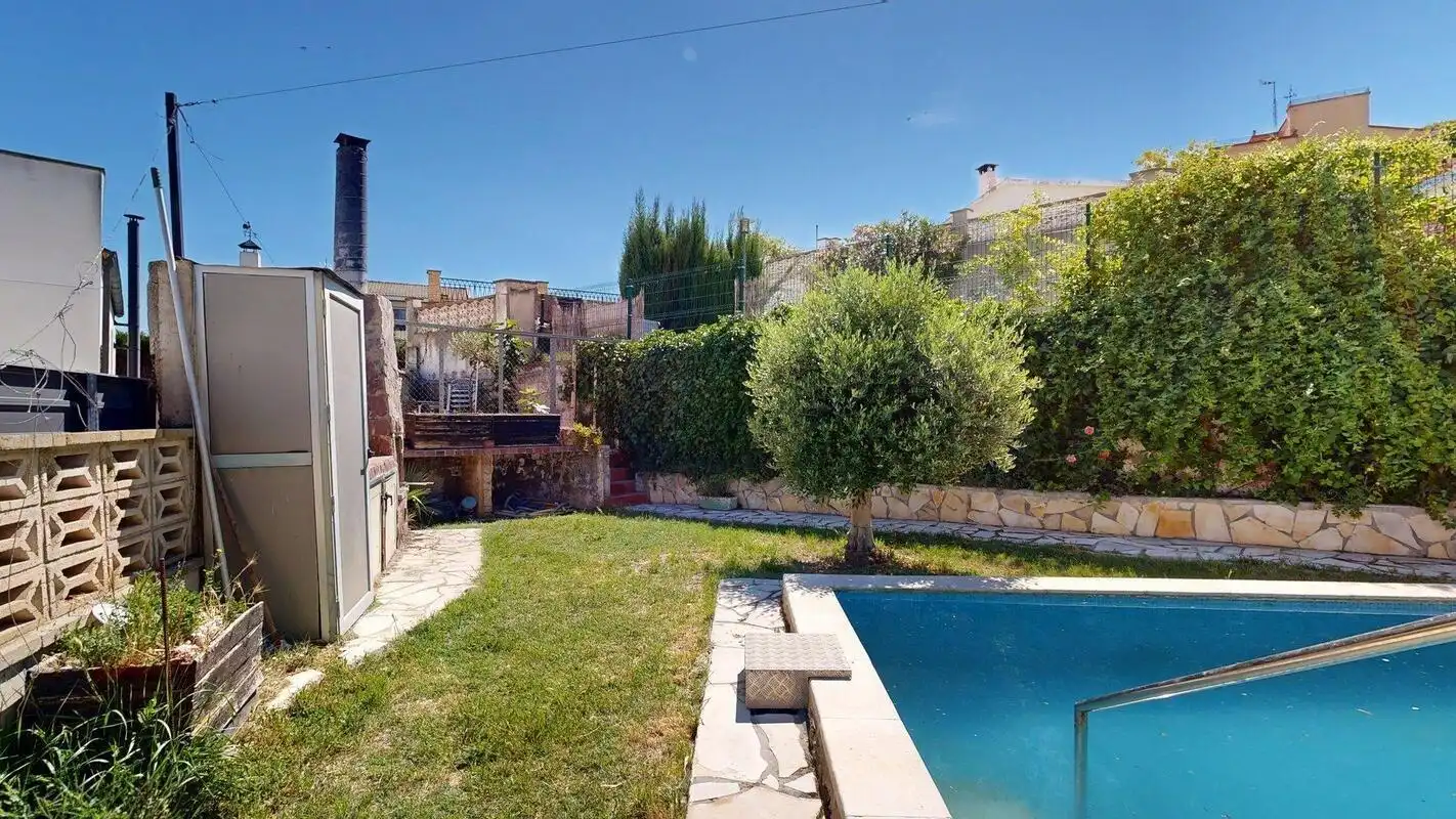 Piscina de Casa o xalet en venda en Cuarte de Huerva amb Aire condicionat, Jardí privat i Terrassa