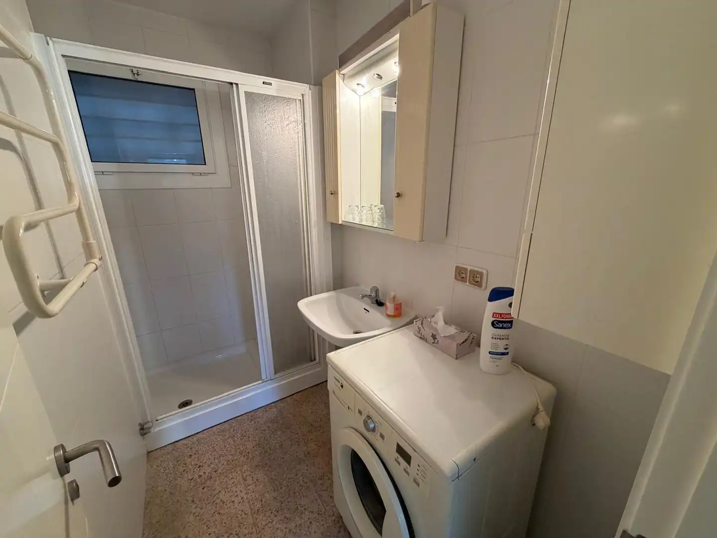 Bathroom of Apartments for sale in Roses  with Air Conditioner, Heating and Terrace
