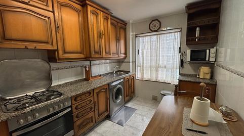 Foto 4 de Piso de alquiler en Esteiro, Ferrol
