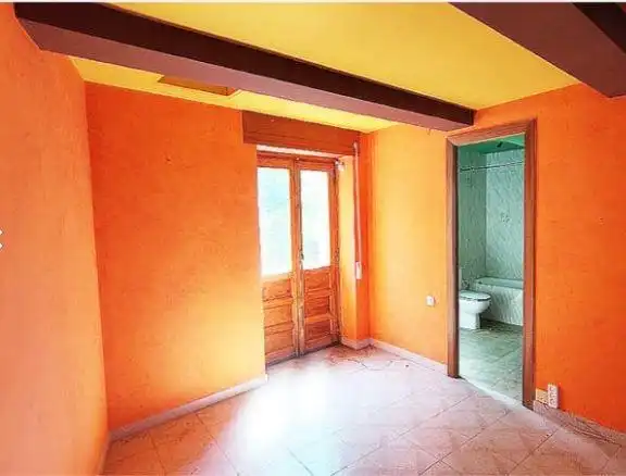 Casa o xalet en venda a Compostilla - Columbrianos