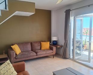 Sala d'estar de Casa o xalet de lloguer en El Rompido amb Aire condicionat, Terrassa i Moblat