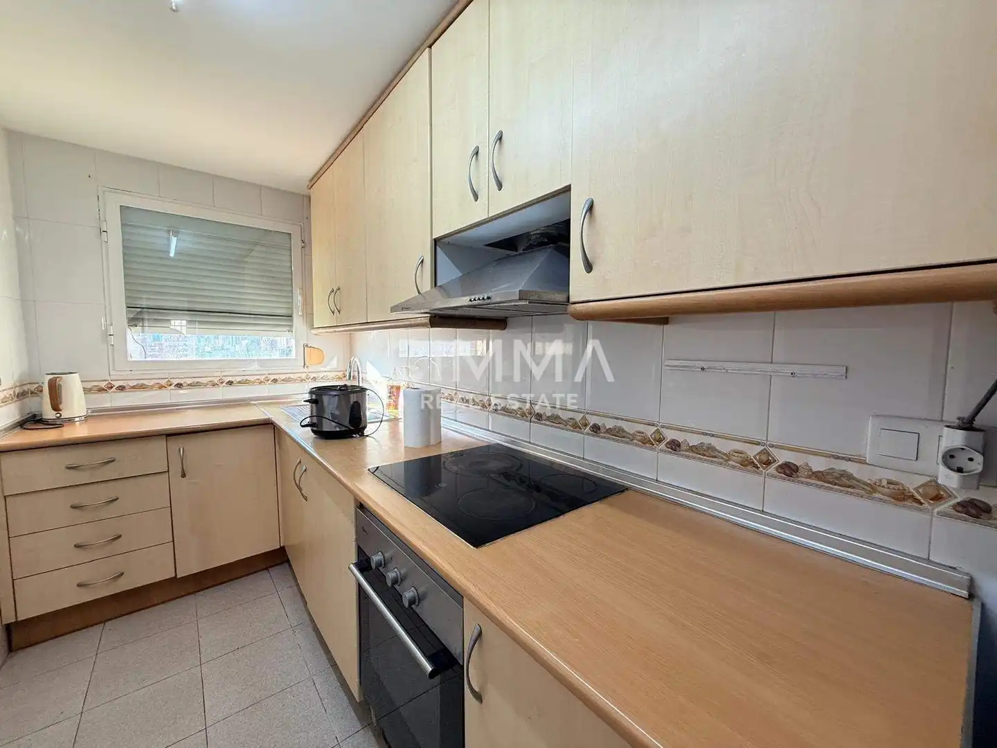 Cocina de Apartamento en venta en Benidorm con Aire acondicionado, Jardín privado y Terraza