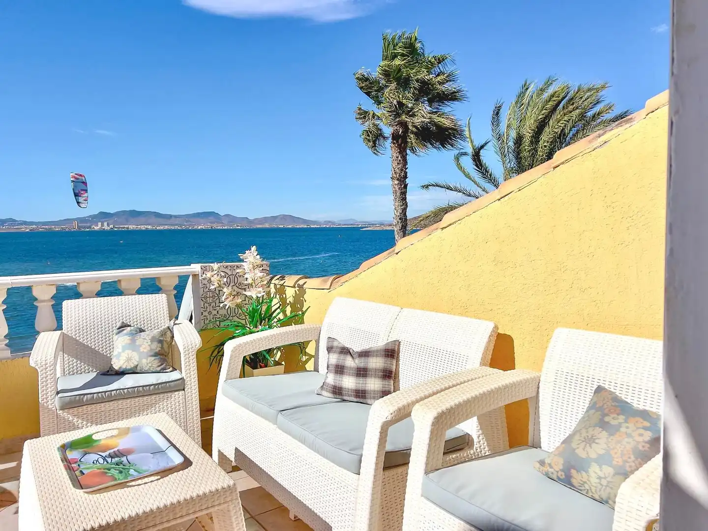 Terrasse von Haus oder Chalet zum Verkauf in La Manga del Mar Menor mit Klimaanlage, Heizung und Privatgarten