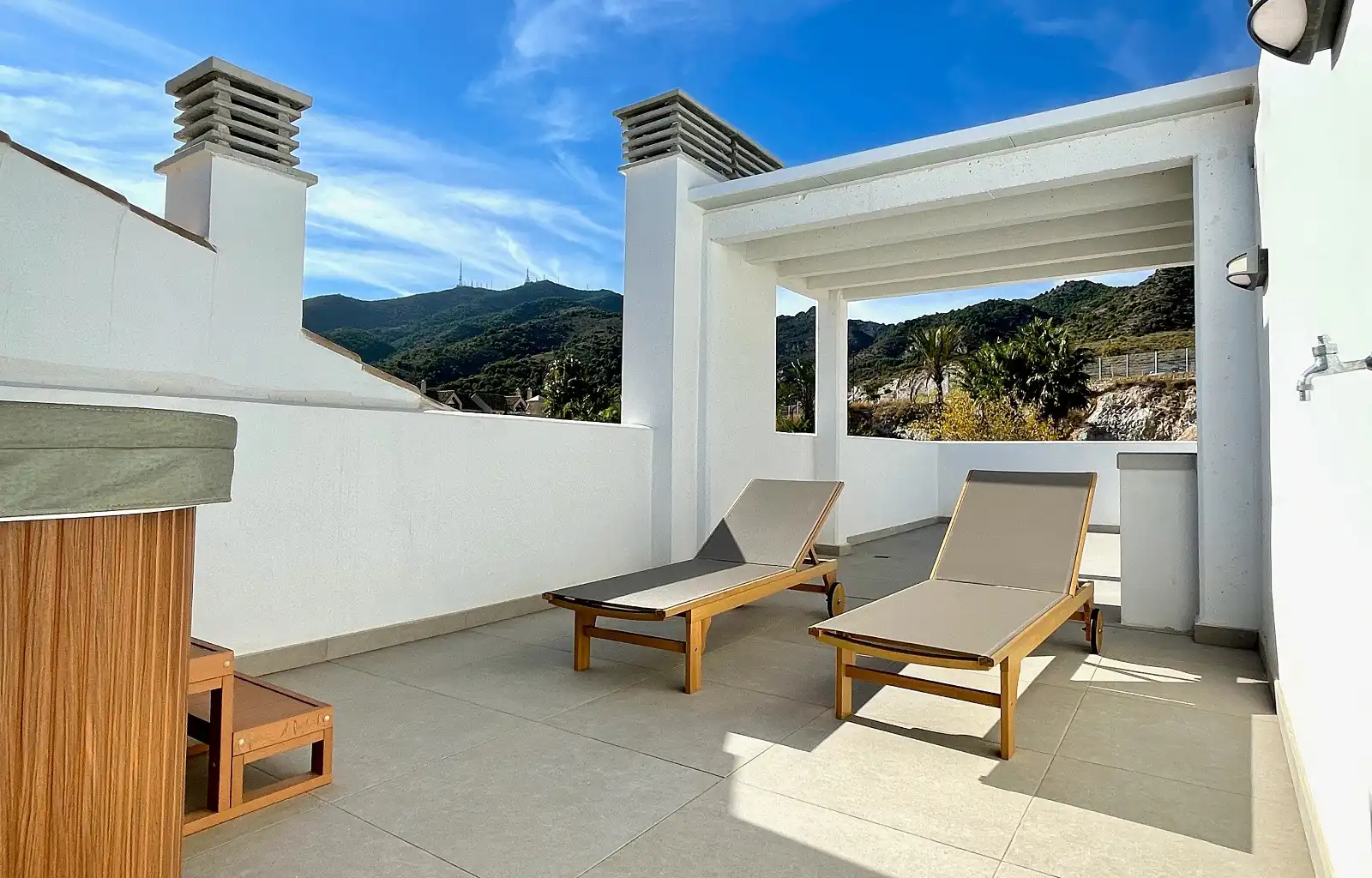 Penthouse with terrace for sale in Benalmádena pueblo, imagen 8
