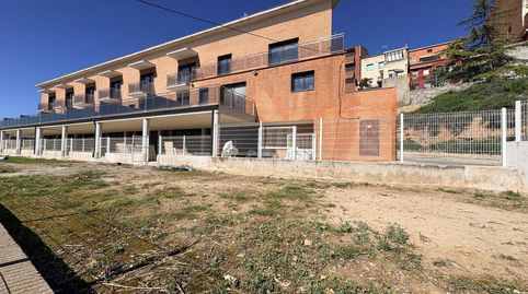 Obra Nova a Cervera Chalets adosados  de 250m2 construidos, jardin, terrazas y garaje amplio.