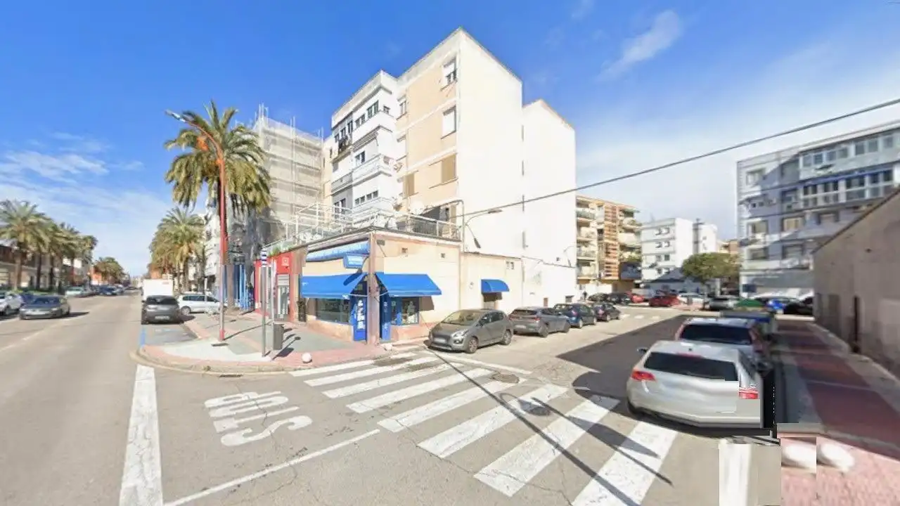 Vista exterior de Piso en venta en Parla