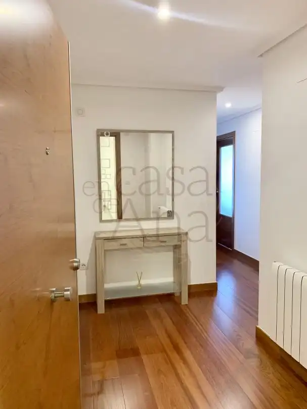 Piso de alquiler en Bilbao  con Calefacción, Jardín privado y Trastero