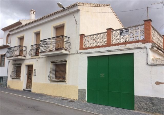 Vista exterior de Piso en venta en Huéscar