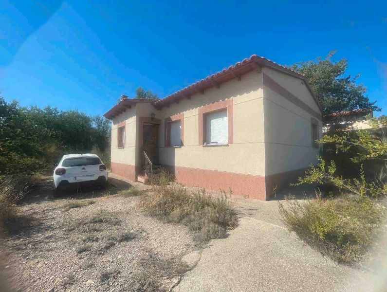 Vista exterior de Casa o xalet en venda en Barajas de Melo