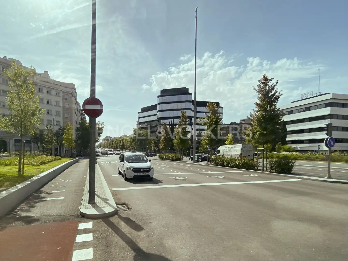 Exterior view of Garage for rent in Madrid