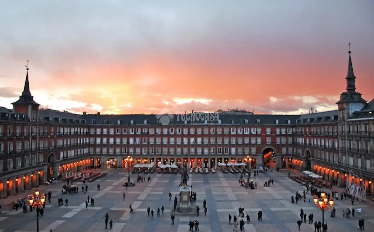 Exterior view of Flat for sale in Madrid  with Storage room and Balcony