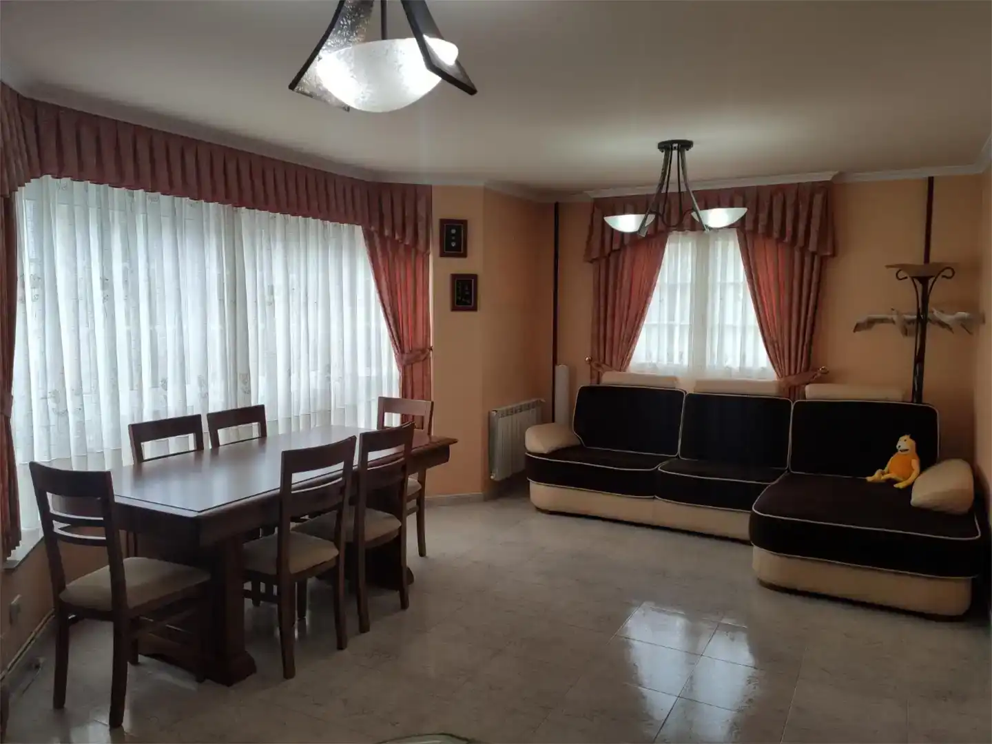 Sala d'estar de Casa o xalet en venda en Sarria amb Balcó