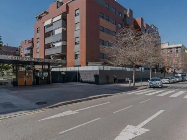 Piso de alquiler en Calle Emir, 5, Parque Lagos