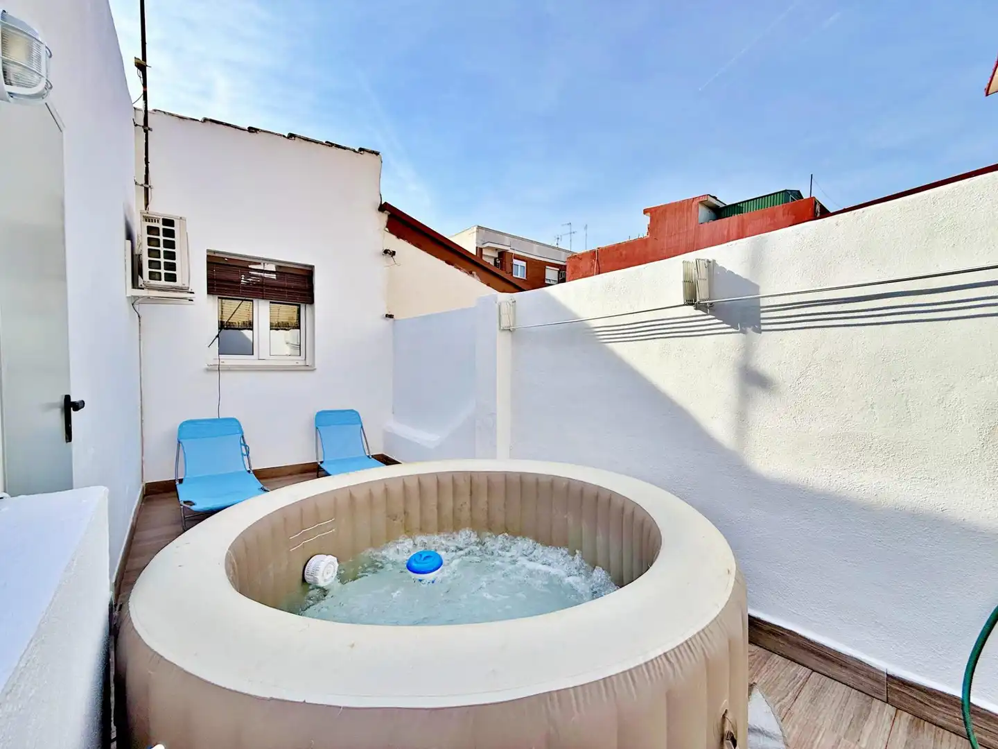 Terrassa de Casa adosada en venda en Torrent amb Aire condicionat, Calefacció i Jardí privat