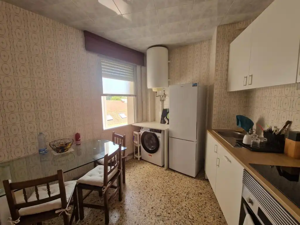 Cocina de Piso en venta en Boiro con Parquet, Trastero y Amueblado