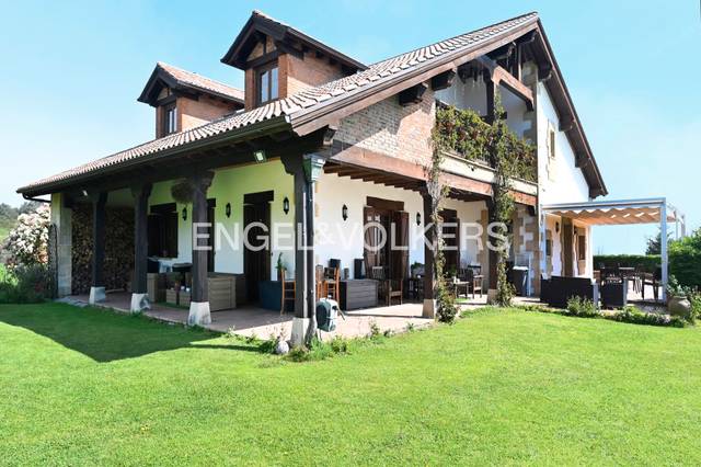 Casa-chalet en Venta en CAMINO MORTERA A LIENCRES en Liencres