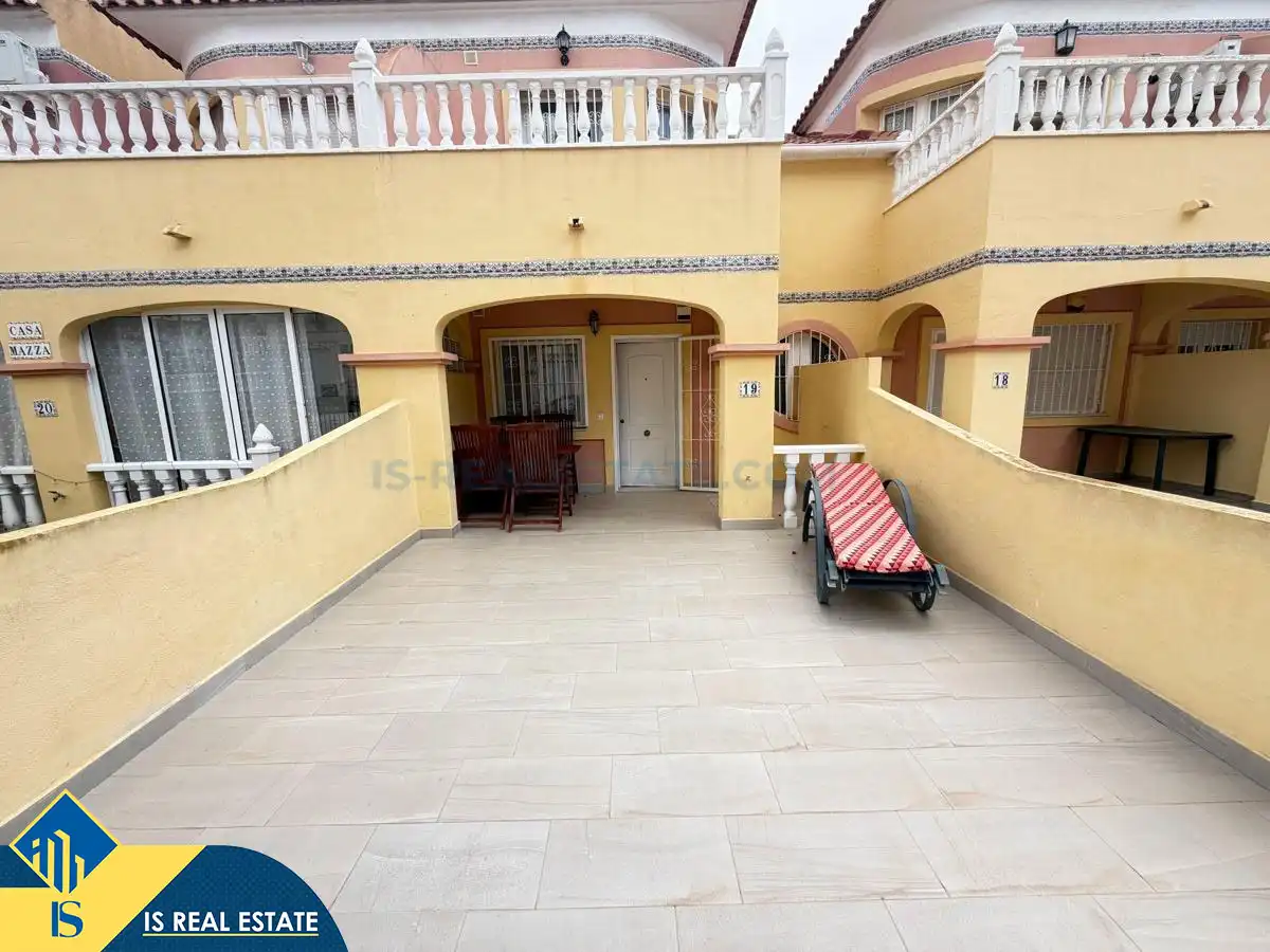 Terrassa de Casa o xalet en venda en Orihuela amb Calefacció, Moblat i Forn