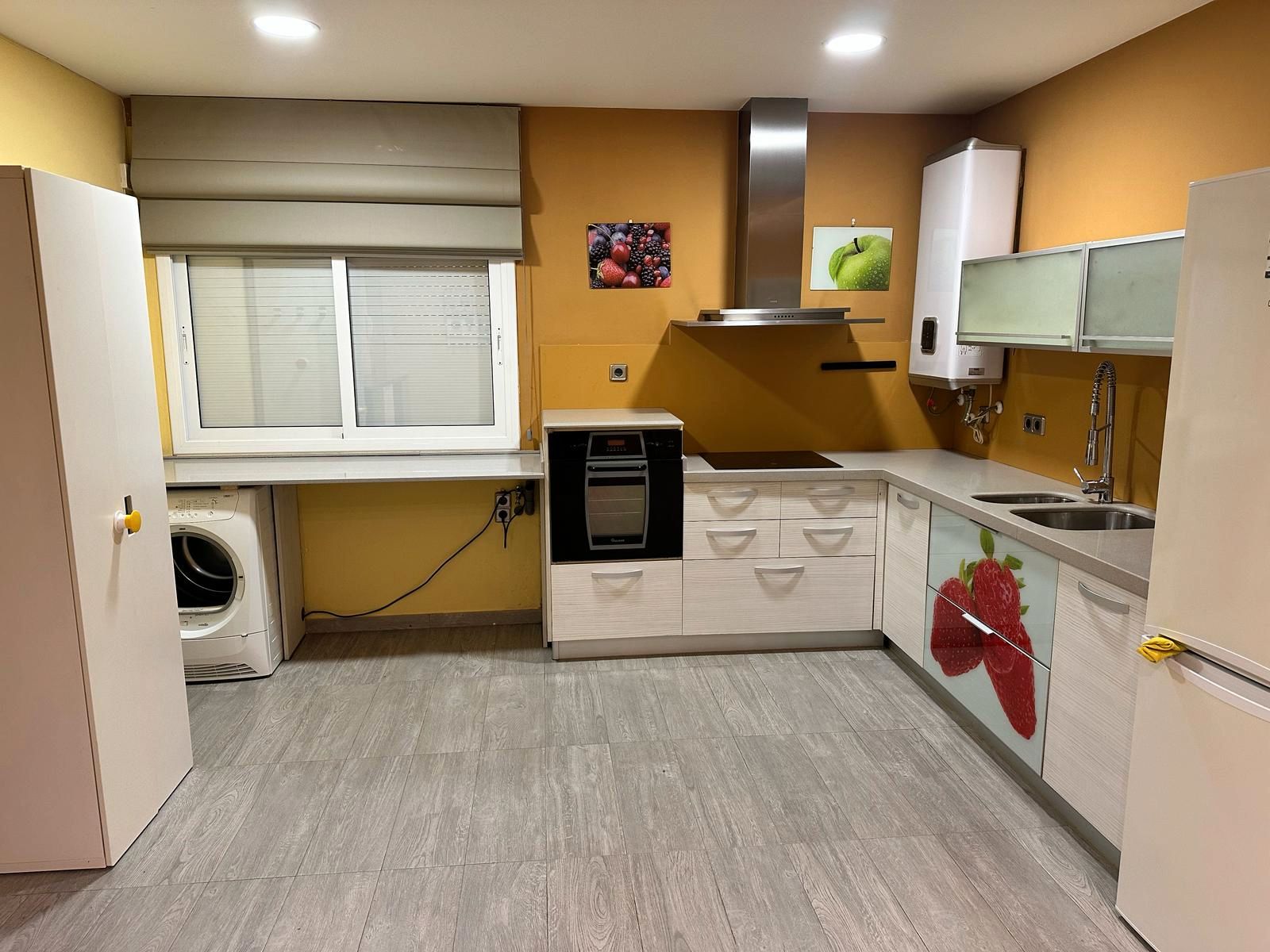 Study to rent in Horta