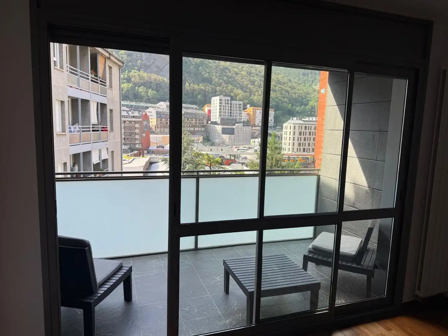 Flat with terrace to rent in Centro