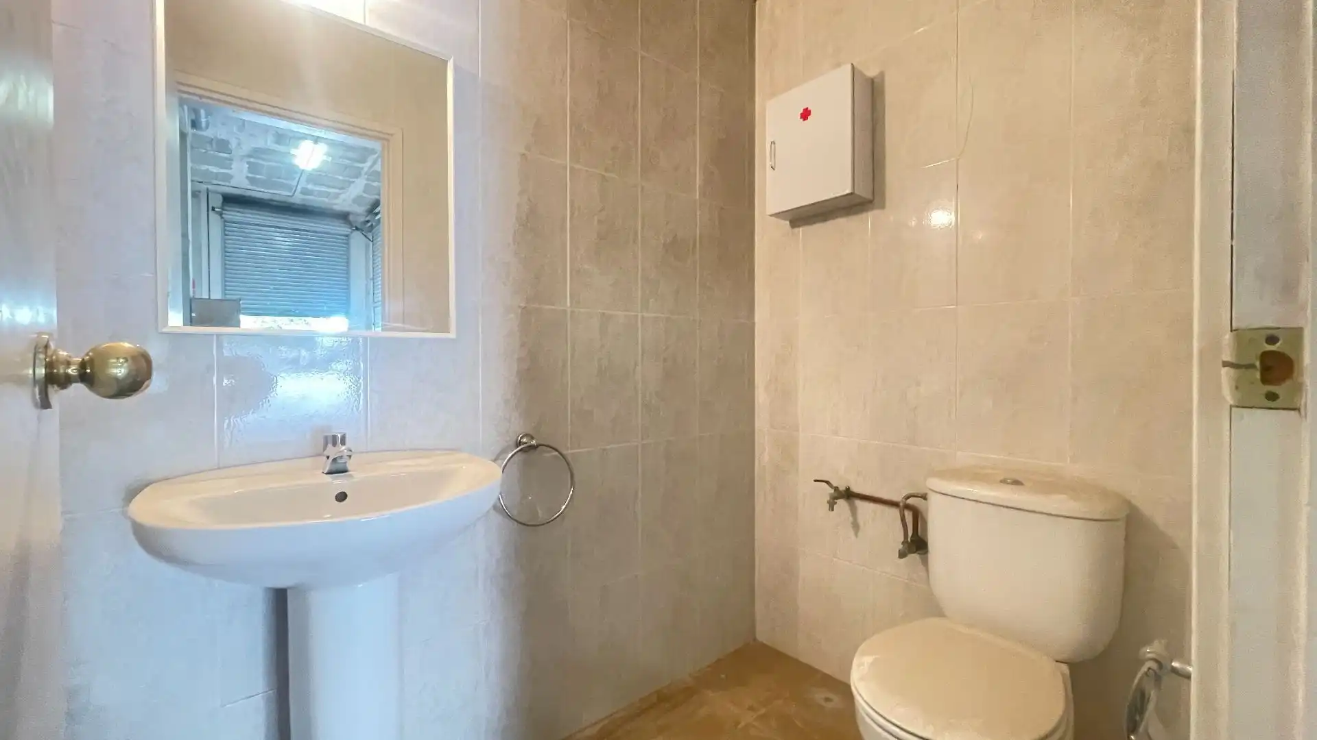 Baño de Local en venta en Terrassa
