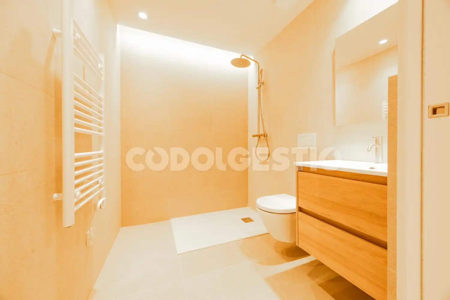 Bathroom of Flat for rent in Vic