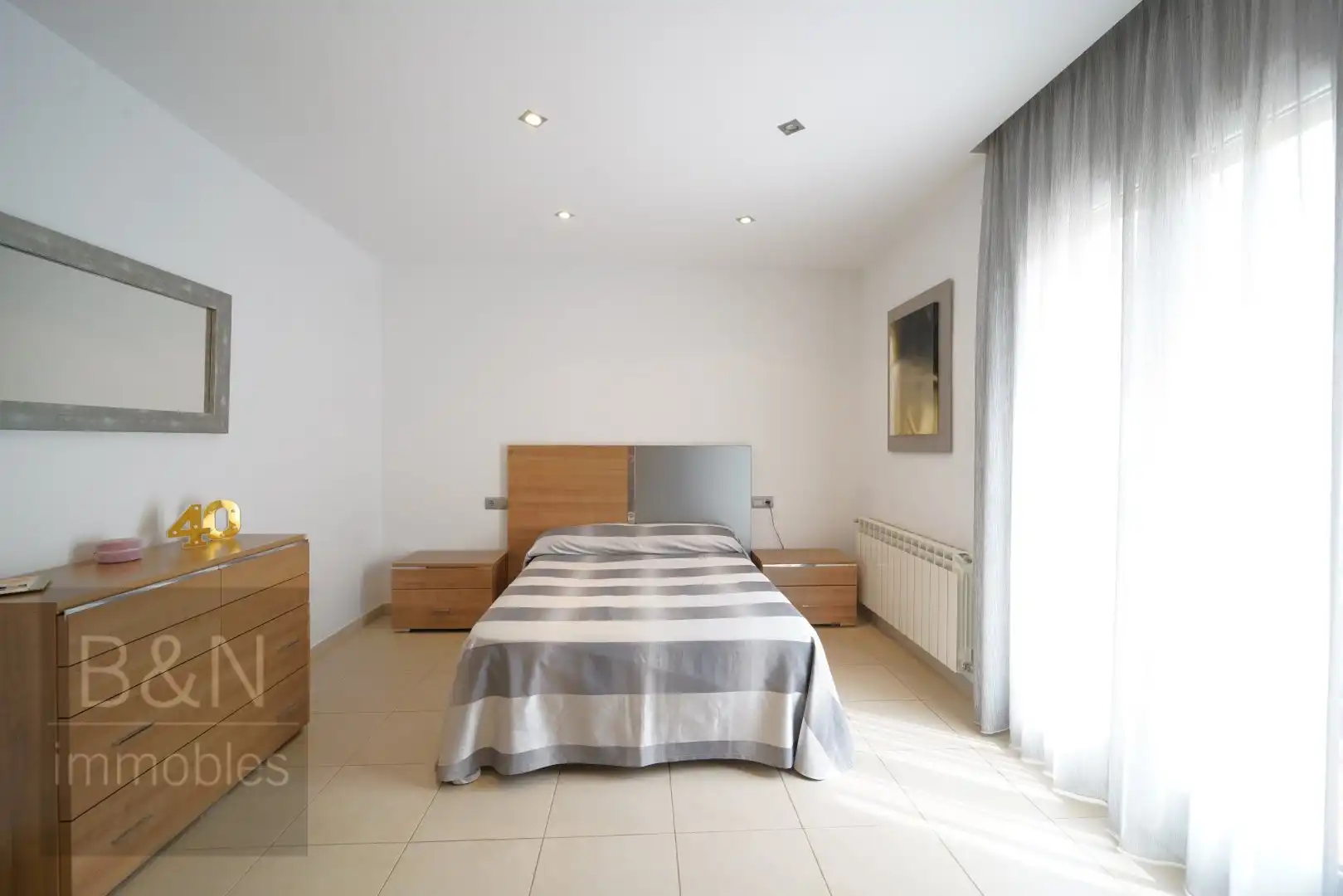 Habitación de Piso en venta en Terrassa con Calefacción, Terraza y Balcón